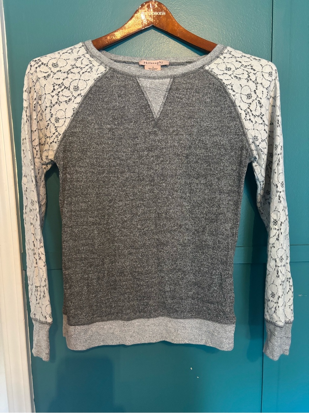 Philosophy Woman’s Gray Sweater with White Lace Raglan Sleeves Size Small